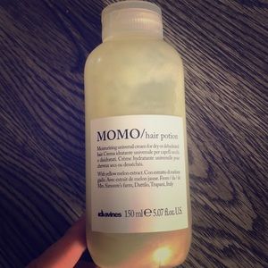 DAVINES momo hair potion